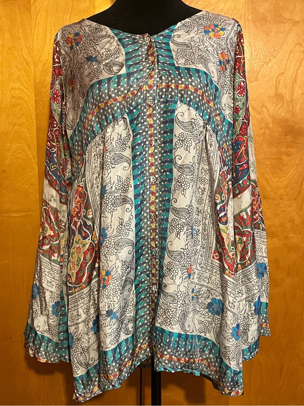 Johnny Was Small Mocity Multicolor Printed Boho Tunic with Teal and Red Accents